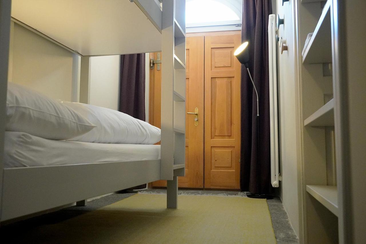 Chasa Fent, Sent Scuol im Engadin Apartment Bagian luar foto