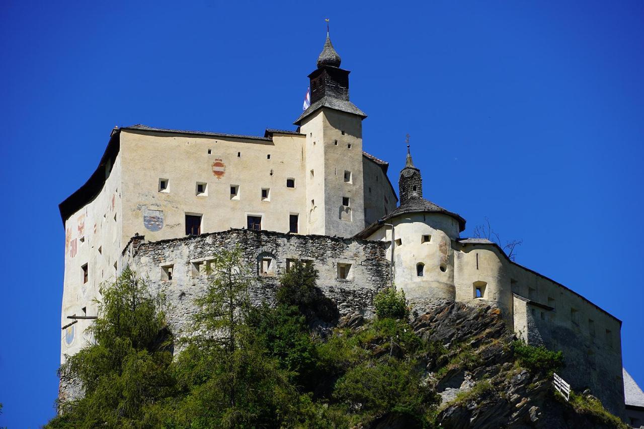 Chasa Fent, Sent Scuol im Engadin Apartment Bagian luar foto