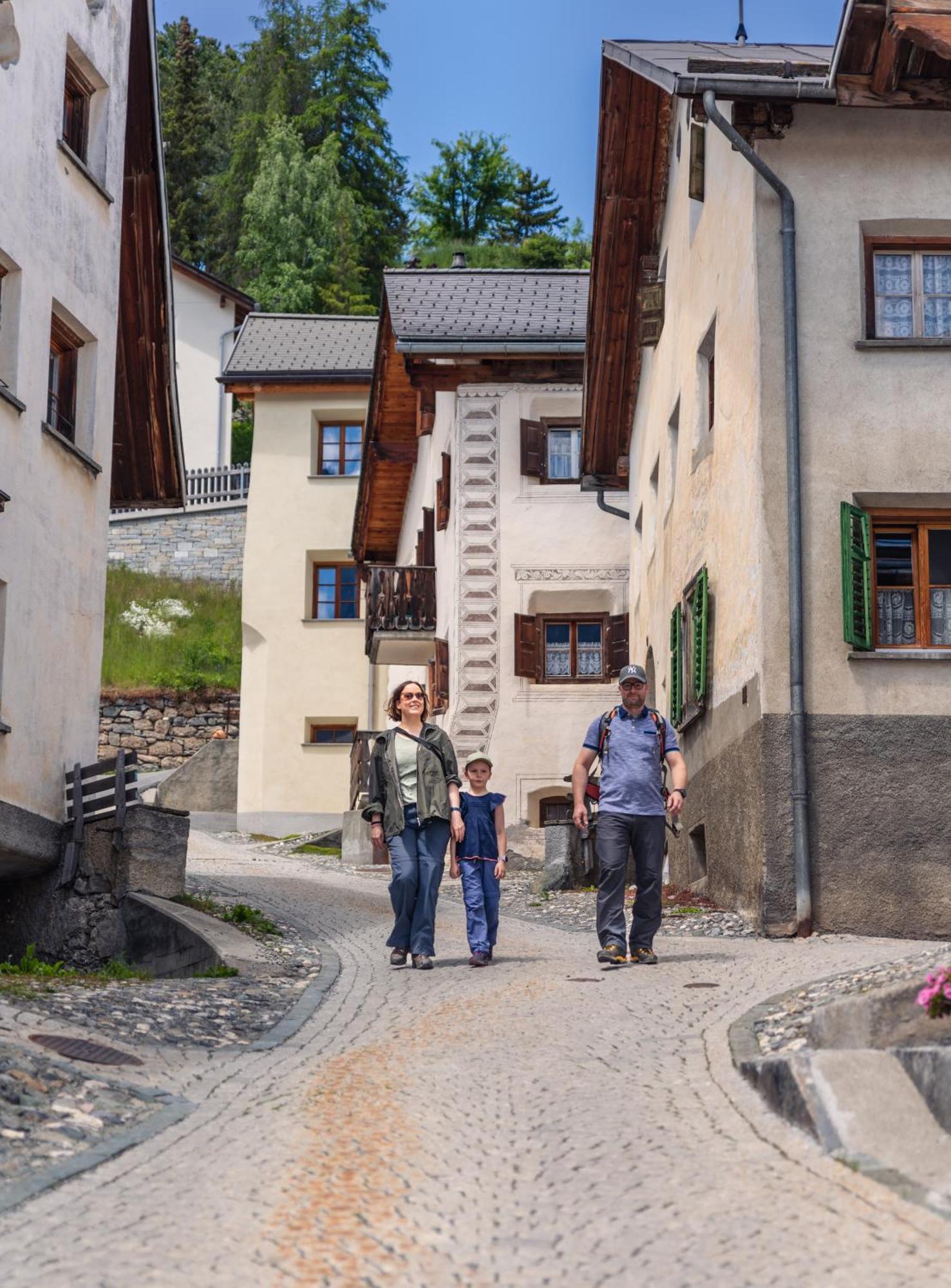 Chasa Fent, Sent Scuol im Engadin Apartment Bagian luar foto
